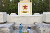Восстановление советского военного кладбища в Польше в 2020 году